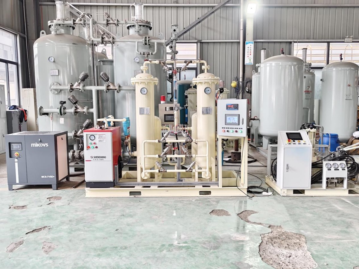 Nuzhuo 3m3/h generator kisika i punionica cilindara su testirani i bit će pre...